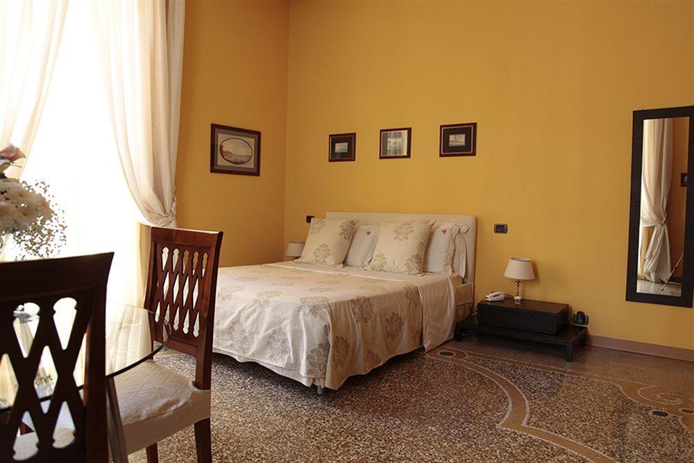 B&B Orsini 46 Naples Exterior photo